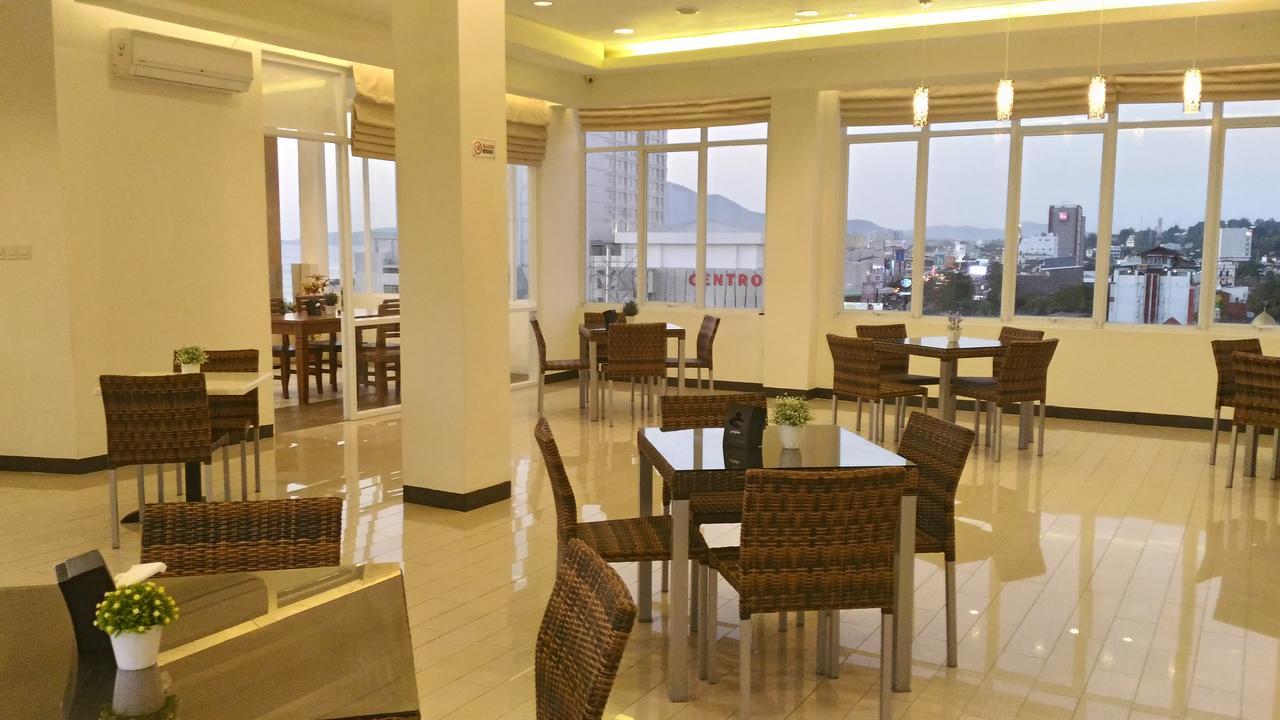 Big Fish Hotel Manado Kültér fotó