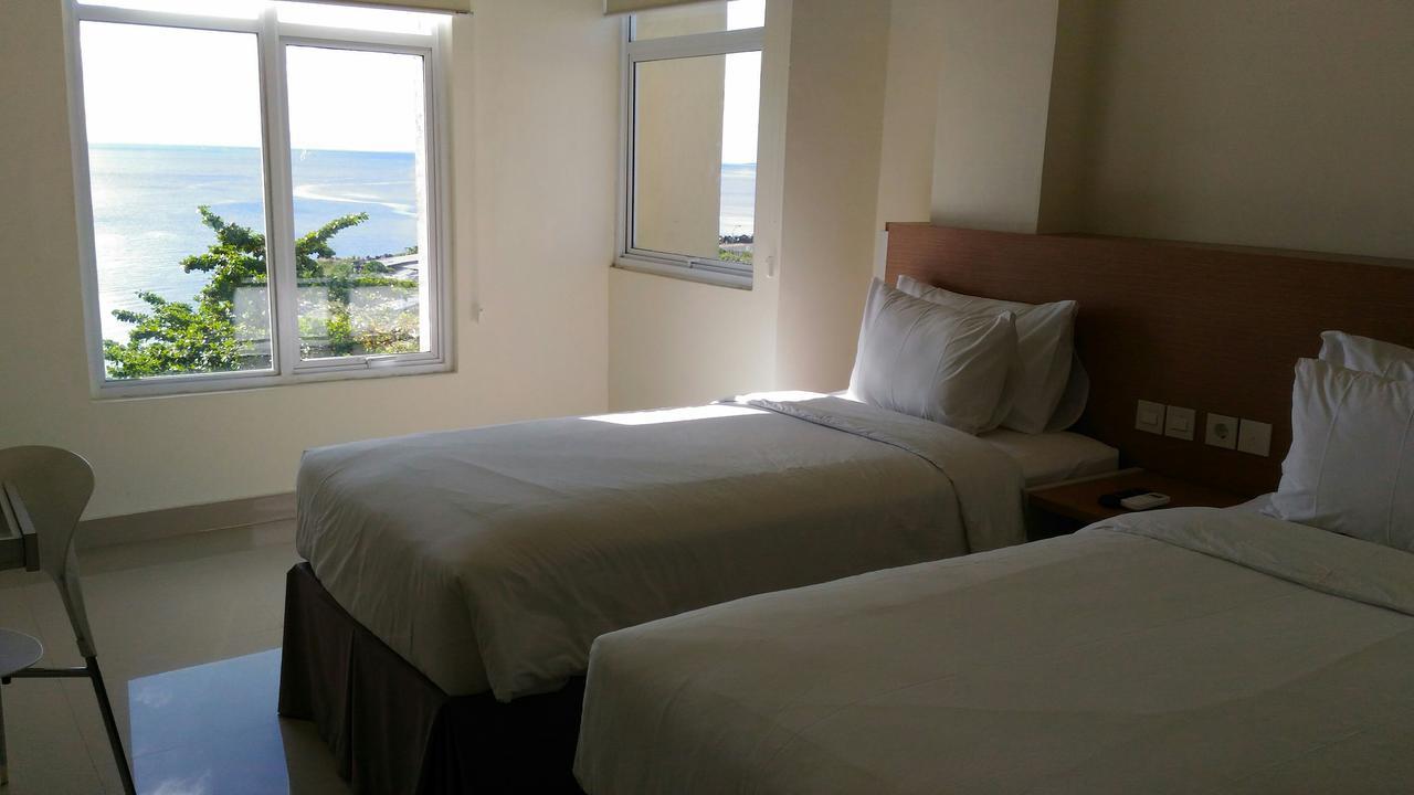 Big Fish Hotel Manado Kültér fotó