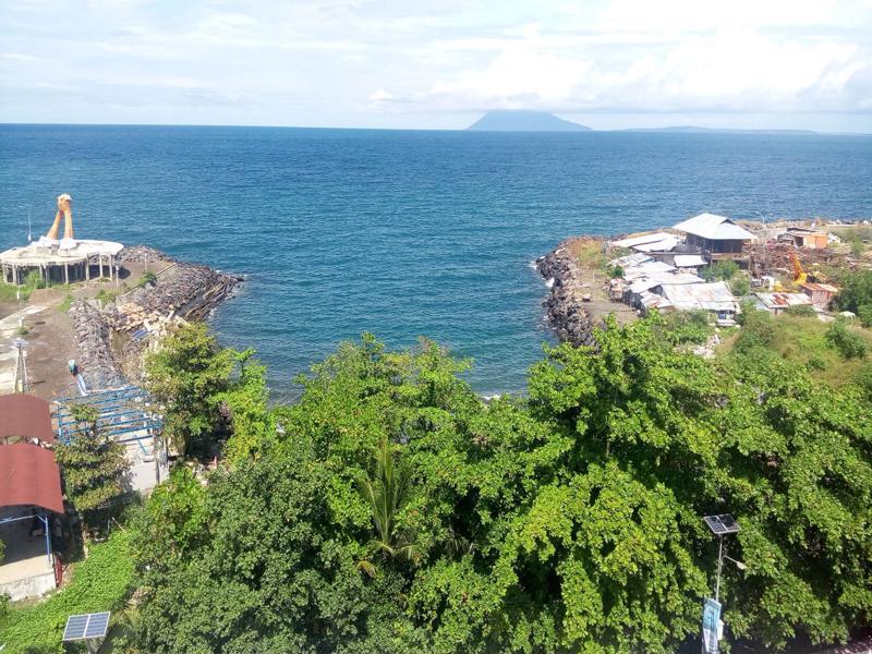 Big Fish Hotel Manado Kültér fotó